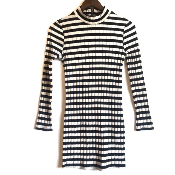 FOREVER 21 Fall Long Sleeve Ribbed Striped Dress